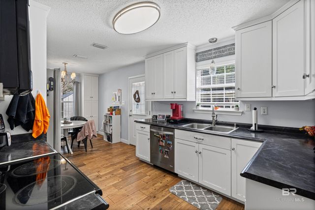 9228 Hammock Road, Elberta, AL 36530