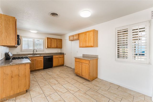 1205 Squires Street, Las Vegas, NV 89146