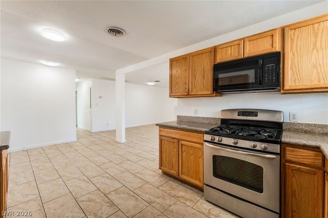 1205 Squires Street, Las Vegas, NV 89146
