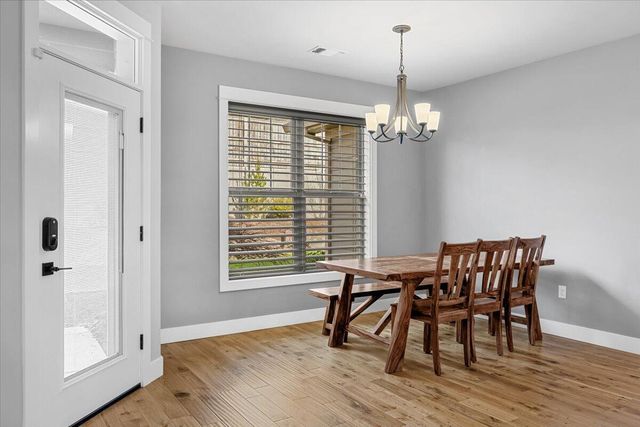 3969 Sunleaf Avenue, Medford, OR 97504