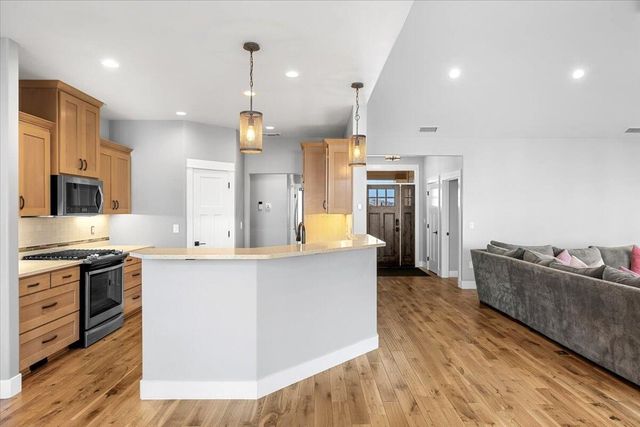 3969 Sunleaf Avenue, Medford, OR 97504