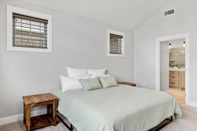 3969 Sunleaf Avenue, Medford, OR 97504