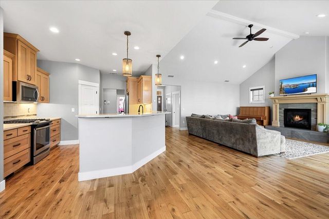 3969 Sunleaf Avenue, Medford, OR 97504