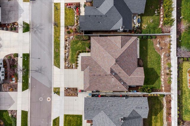 3969 Sunleaf Avenue, Medford, OR 97504