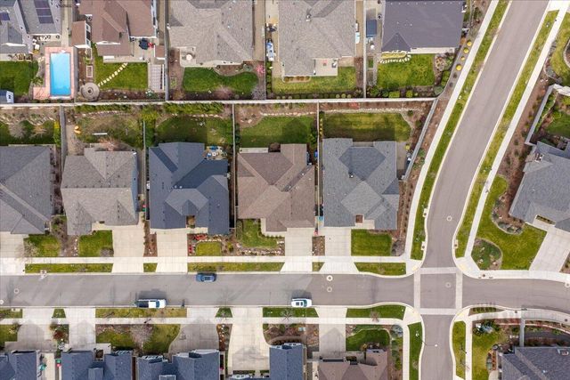 3969 Sunleaf Avenue, Medford, OR 97504