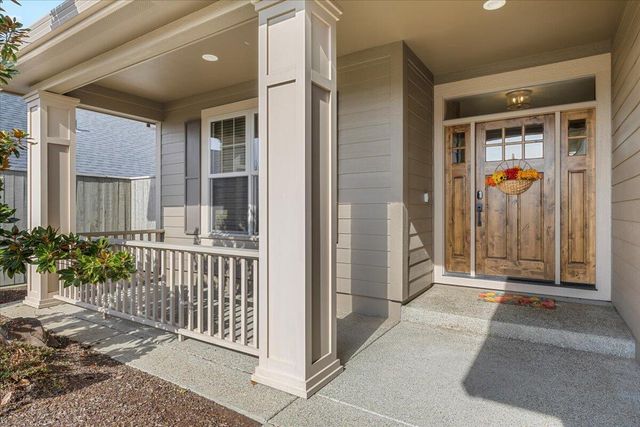 3969 Sunleaf Avenue, Medford, OR 97504