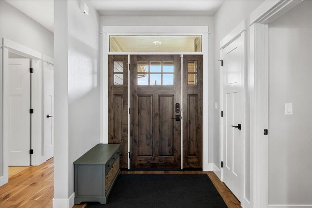 3969 Sunleaf Avenue, Medford, OR 97504