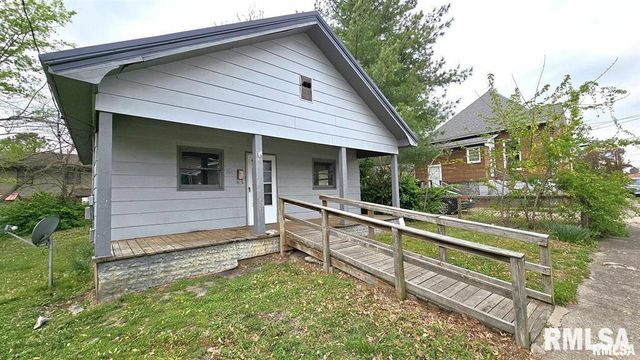 202 S LIBERTY Street, Marion, IL 62959