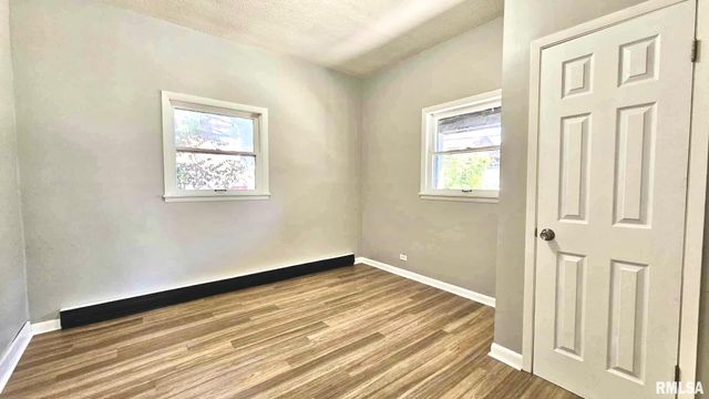 202 S LIBERTY Street, Marion, IL 62959