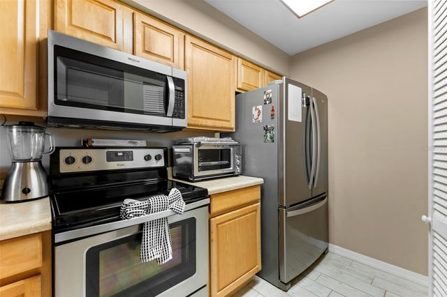 2990 BONAVENTURE CIRCLE 103, Palm Harbor, FL 34684