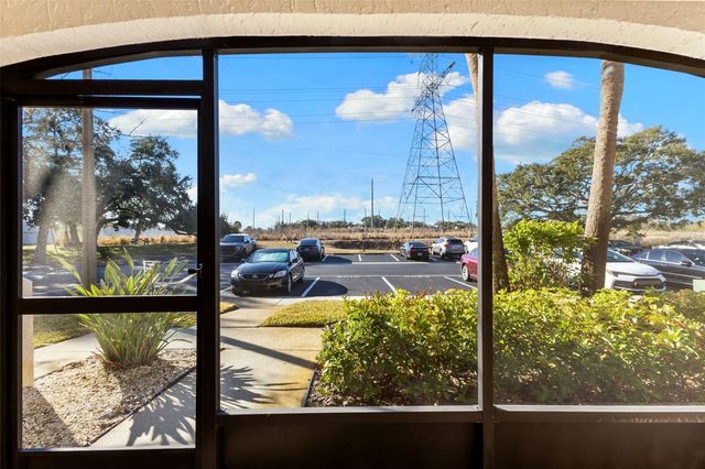 2990 BONAVENTURE CIRCLE 103, Palm Harbor, FL 34684