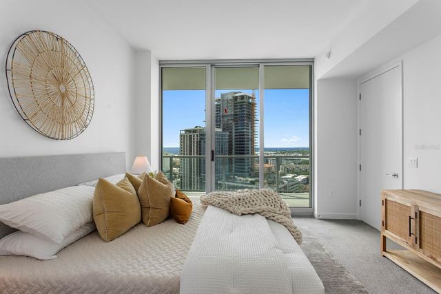 400 CENTRAL AVENUE 1704, St Petersburg, FL 33701