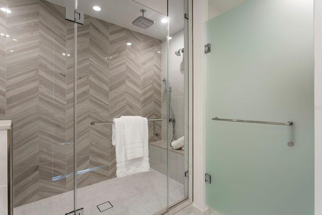 400 CENTRAL AVENUE 1704, St Petersburg, FL 33701