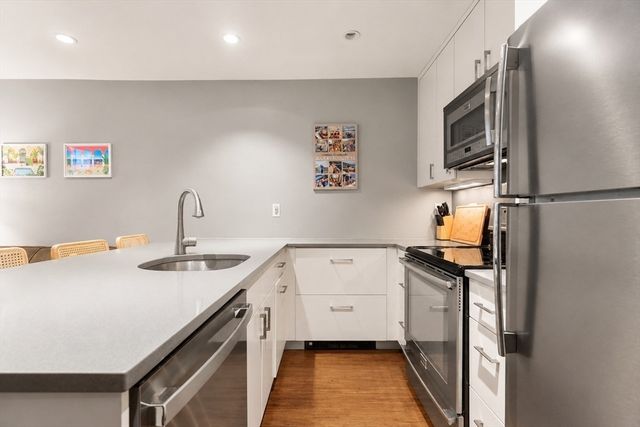 92 W Springfield 1, Boston, MA 02118