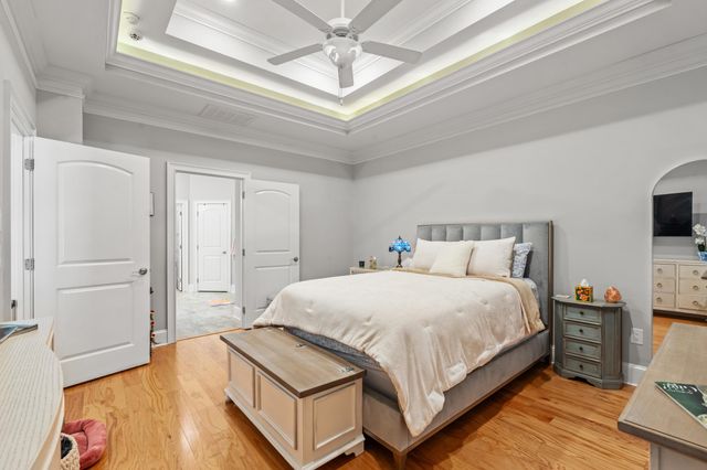 328 Las Olas Dr., Myrtle Beach, SC 29577