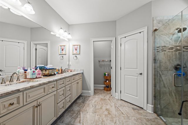 328 Las Olas Dr., Myrtle Beach, SC 29577