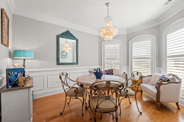 328 Las Olas Dr., Myrtle Beach, SC 29577