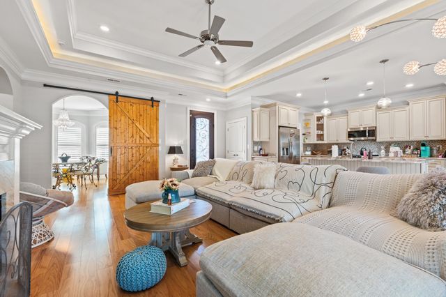 328 Las Olas Dr., Myrtle Beach, SC 29577