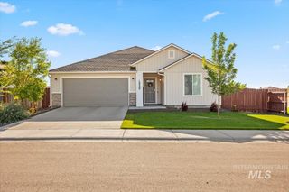19520 Newhall Pl, Caldwell, ID 83605