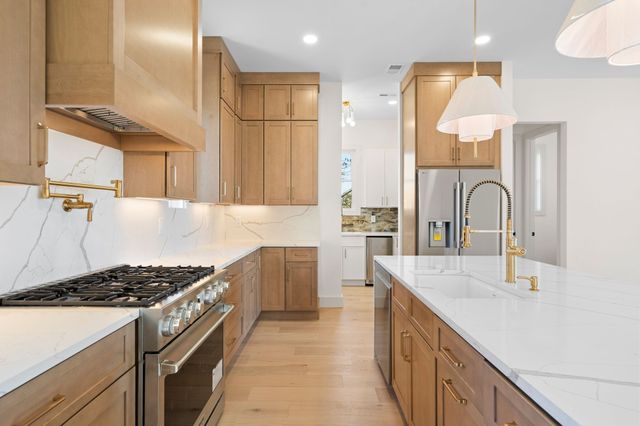 728 S 13th St, Nashville, TN 37206