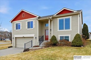 16942 Browne Street, Omaha, NE 68116