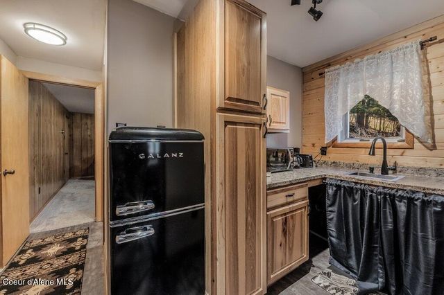 20355 Highway 2, Sandpoint, ID 83864