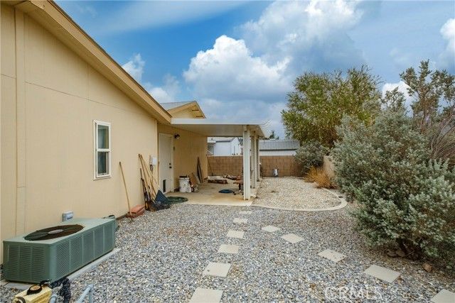 22241 Nisqually Road 143, Apple Valley, CA 92308