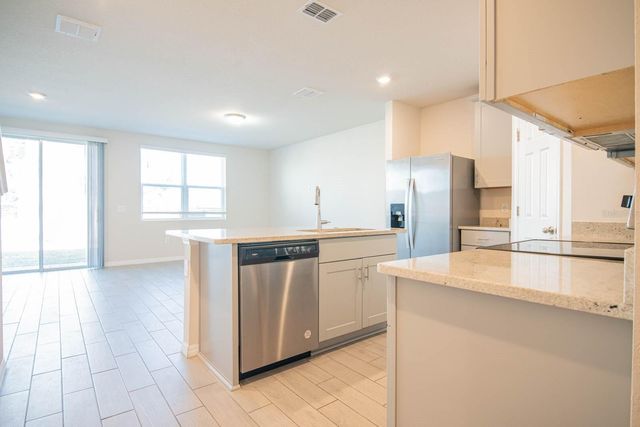 425 LEGACY LOOP, Davenport, FL 33896