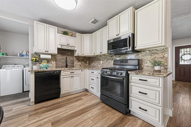 13914 Catina Lane, Houston, TX 77045