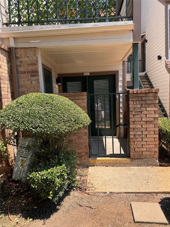 2305 Basil Drive D108, Arlington, TX 76006