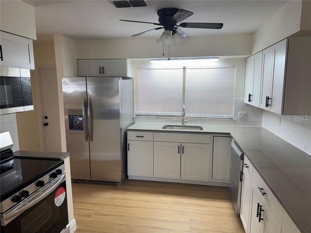 5143 1ST STREET, Zephyrhills, FL 33542