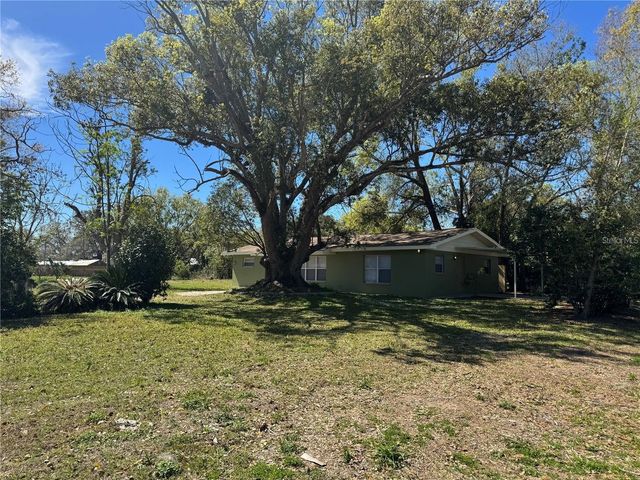 5143 1ST STREET, Zephyrhills, FL 33542