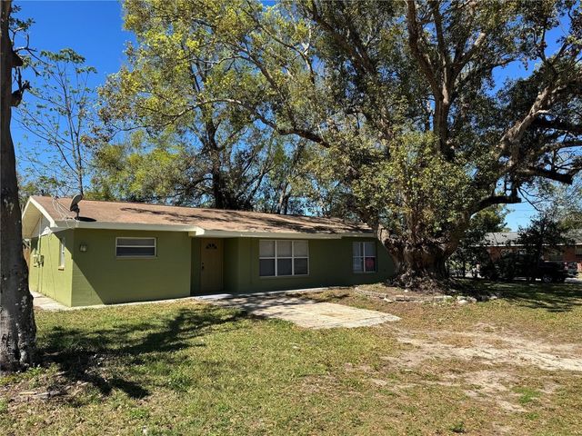 5143 1ST STREET, Zephyrhills, FL 33542