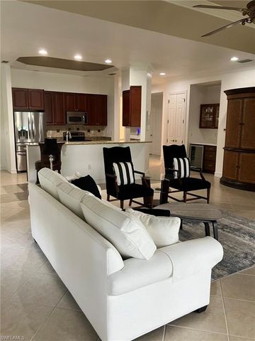 7172 Lemuria CIR 1802, Naples, FL 34109