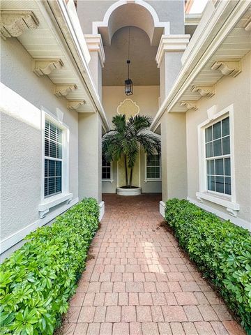 7172 Lemuria CIR 1802, Naples, FL 34109