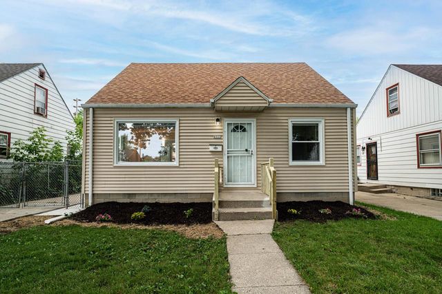 4511 N 44th STREET, Milwaukee, WI 53218