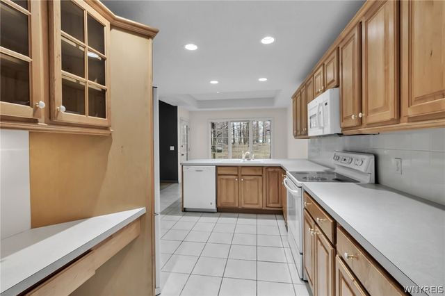 5546 Hemdale Drive, Clarence, NY 14221