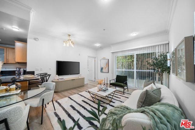 1128 S Serrano Avenue 104, Los Angeles, CA 90006