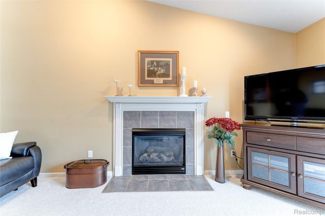 11126 Strathmore Court, Holly Township, MI 48439