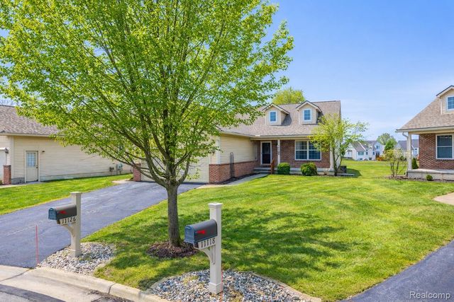 11126 Strathmore Court, Holly Township, MI 48439