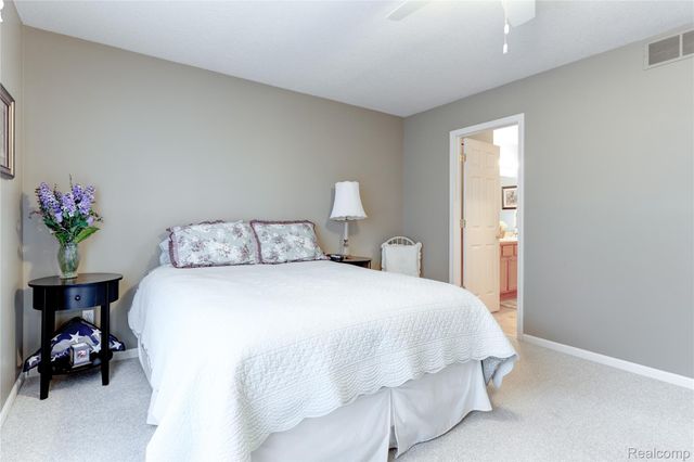 11126 Strathmore Court, Holly Township, MI 48439