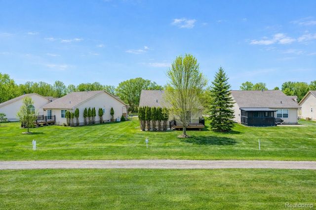 11126 Strathmore Court, Holly Township, MI 48439