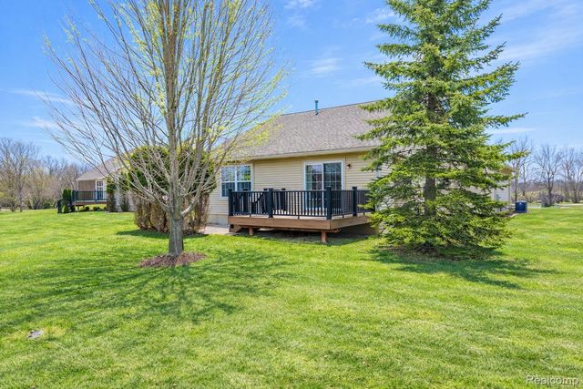 11126 Strathmore Court, Holly Township, MI 48439