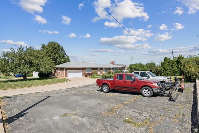 990 S 500 W, Woods Cross, UT 84010