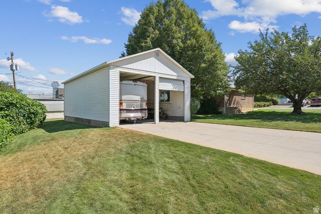 990 S 500 W, Woods Cross, UT 84010