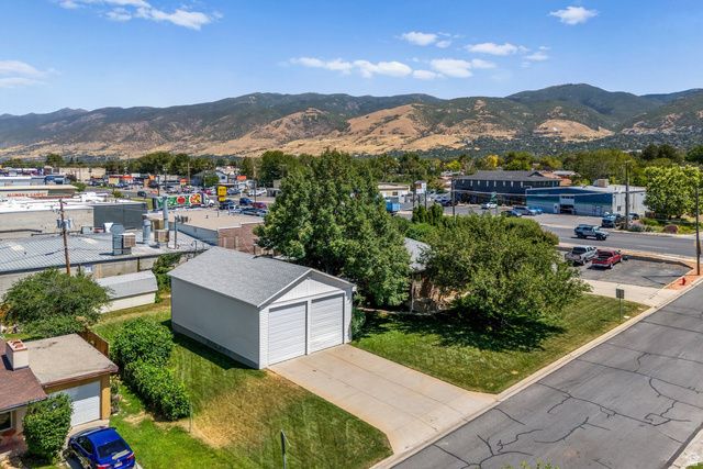 990 S 500 W, Woods Cross, UT 84010