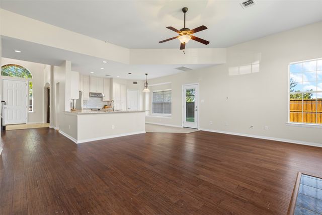 5401 Wolcott Place, Richardson, TX 75082