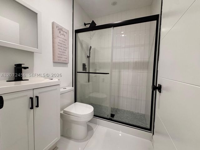 277 NE 55th St 2-Front, Miami, FL 33137