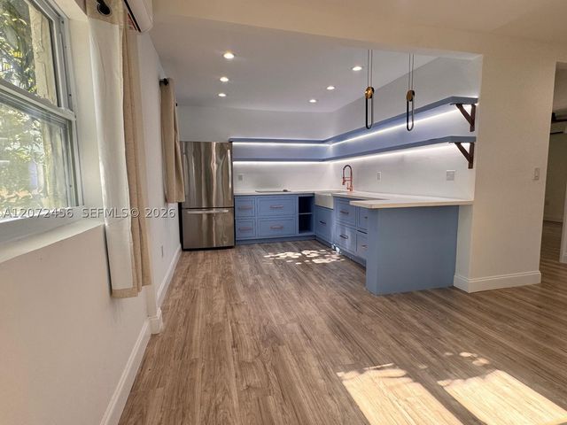 277 NE 55th St 2-Front, Miami, FL 33137