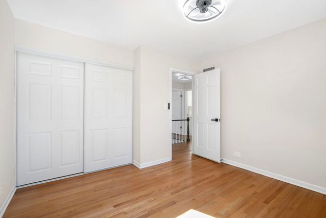 104 E Louis Avenue, Lake Forest, IL 60045